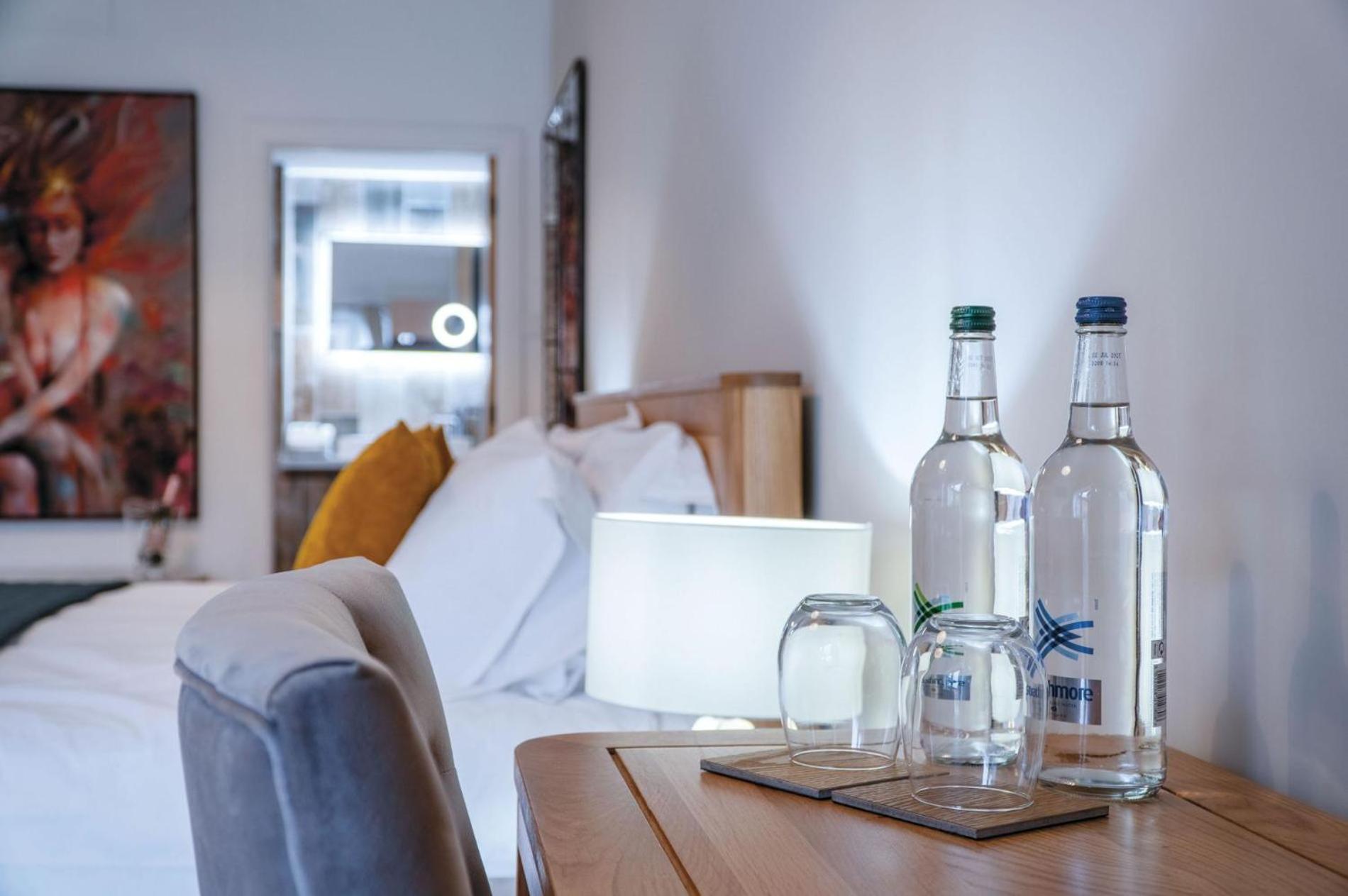 ברקון Suite 5 - Sleeping Giant Hotel - Pen Y Cae Inn מראה חיצוני תמונה