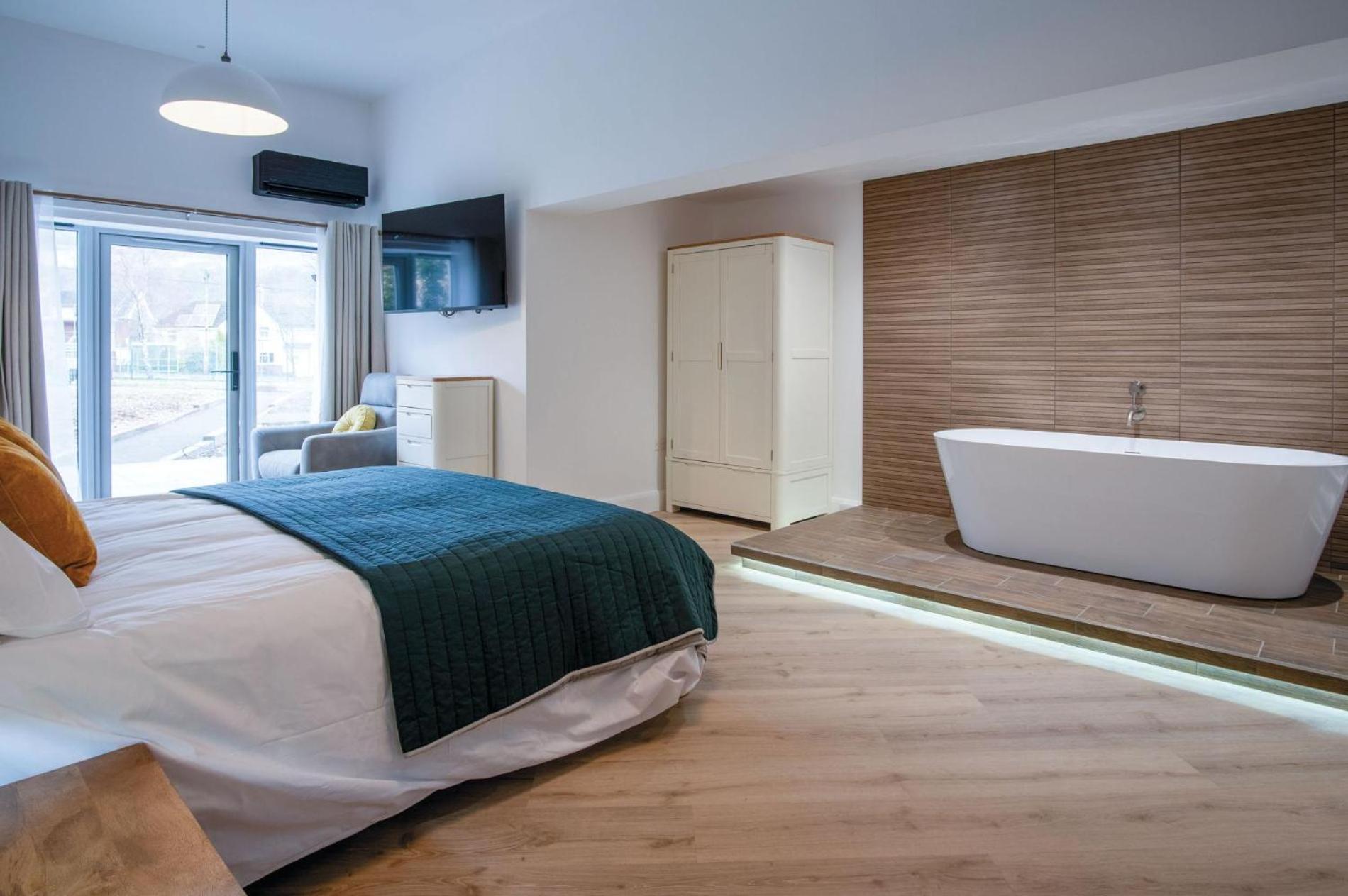 ברקון Suite 5 - Sleeping Giant Hotel - Pen Y Cae Inn מראה חיצוני תמונה