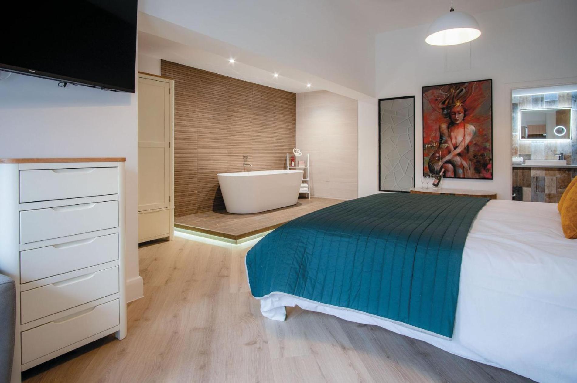 ברקון Suite 5 - Sleeping Giant Hotel - Pen Y Cae Inn מראה חיצוני תמונה
